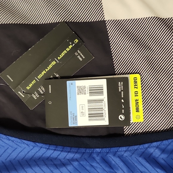 Chelsea '20-'21 Women's Jersey - Picture 3 of 3